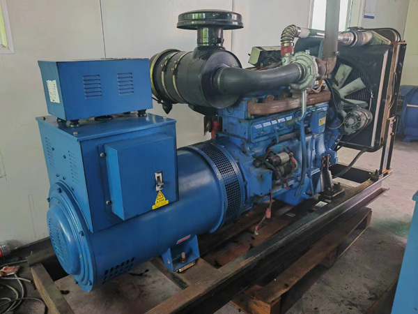 罗田100kW柴油发电机组使用多级机油有哪些优缺点？